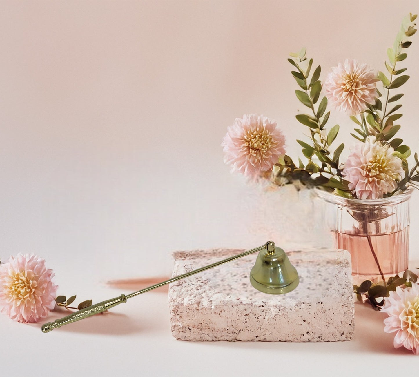 Candle snuffer